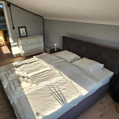 アパート Dworcowa 7 ビィドゴシュチュ